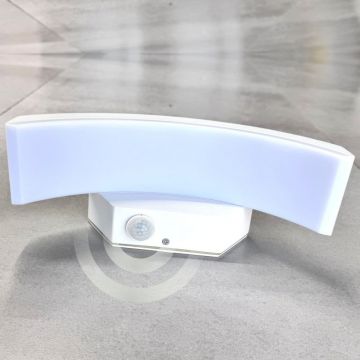 Aplica LED de exterior concava cu senzor Alba, 24W=160W, 3000K, lumina calda, 2160Lm, IP65 - Default Title