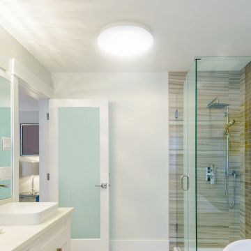 Plafoniera LED moderna pentru baie cu protectie IP44 Lucas 3438 RX