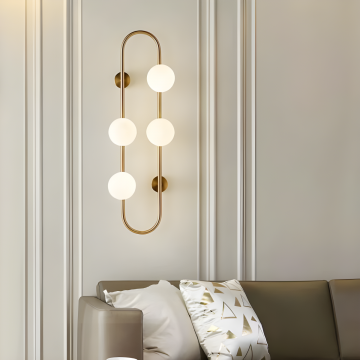 Aplica Aurie de Lux cu 4 Globuri – Detaliu Distins pentru Spațiul Tău, Model DM2422-4