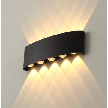 APLICA CU LED EXTERIOR LUMINA CALDA IP65