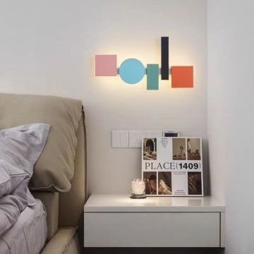 Aplică LED cu Accente Multicolore și Design Artistic, Model DM9212/680MM – Eleganță Rafinată și Stil Sofisticat