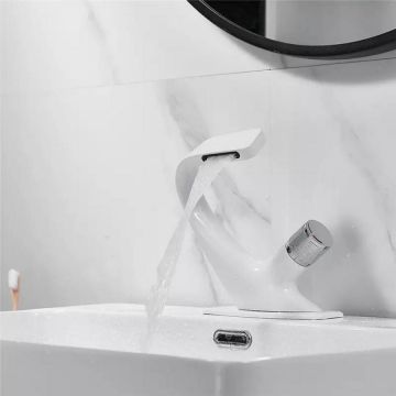 Baterie Lavoar Alb din Alamă Sanitară, Model OD/2058 – Durabilitate și Design Contemporan