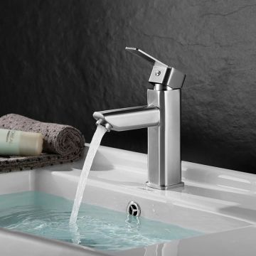 Baterie Lavoar, Inox Satinat Model MP013 – Design Modern și Durabilitate pentru Baia Ta