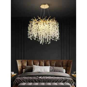 Candelabru Auriu cu 6 Brațe și Cristale, Design Elegant, DM9103/600 – Perfect pentru sufragerii sau holuri luxoase, cu iluminare rafinată.