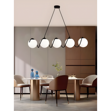 Lustră Suspendată Modernă Albă Mat cu 5 Globuri – Eleganță și Versatilitate pentru Spații Contemporane, Model DM165/5 BK