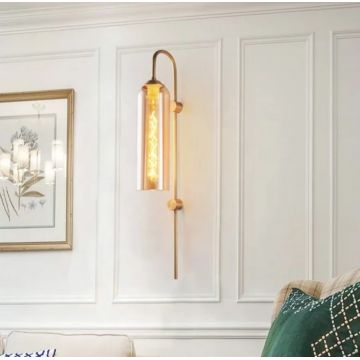 Aplica LED Elegantă DM026 Auriu – Design Contemporan cu Detalii din Sticlă pentru Ambianțe Distinse