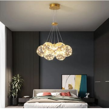 Lustră De Lux Suspendată DM5171/7 Auriu cu 7 Surse LED – Soluție Perfectă pentru Iluminat Elegant în Orice Cameră