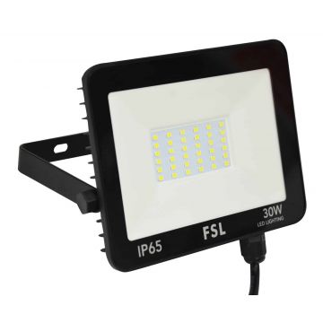 Proiector LED Puternic 30W, Lumină Rece și IP65 – Perfect pentru Iluminat Profesional în Spații Exterioare Elegante